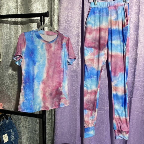 Stylish 2pc Set - Picture 6 of 7